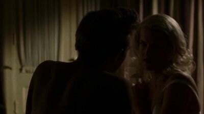 Голая Ali Larter