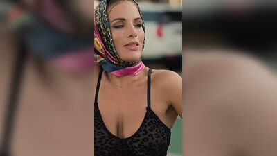 Голая Kira Shine