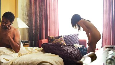 Голая Nadine Velazquez