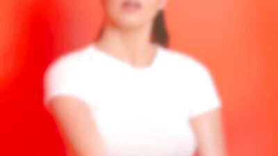 Голая Mikaela Pascal