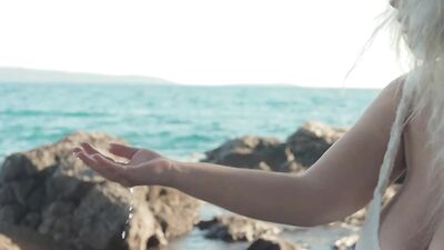 Голая Nina Phoenix