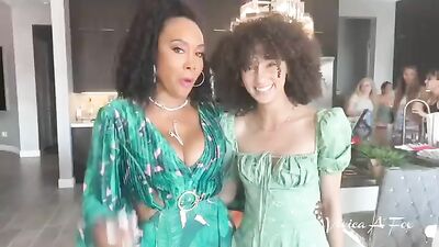 Голая Vivica Fox