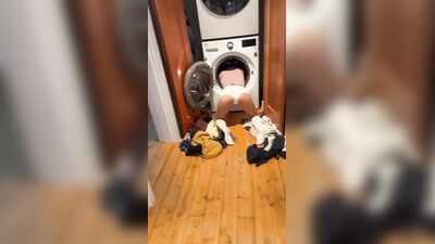 Голая Trippie Bri