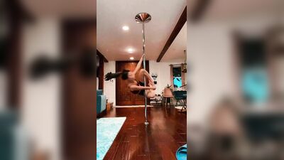 Голая Anna Akana