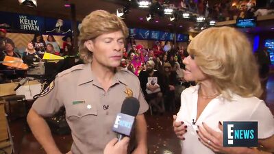 Голая Kelly Ripa