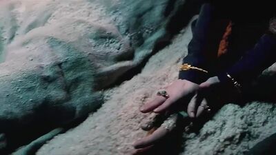 Саша Бортич постельная сцена из фильма викинг