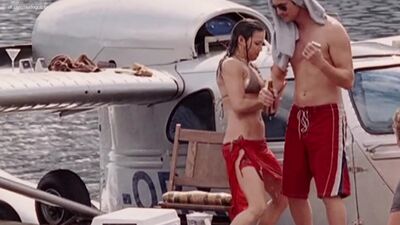 Мишель Родригес (Michelle Rodriguez) в фильме "Свора" (The Breed, 2006, Николас Мастандреа) 1080p