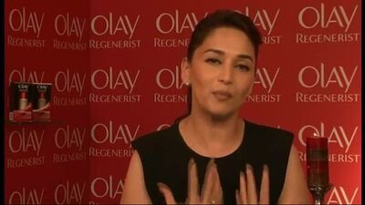 Madhuri Dixit - Ravishing Looks