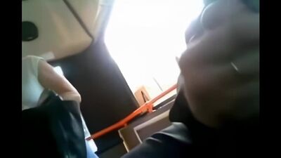 Пацаны дрочат перед бабами на улицах, в автобусах, в парке