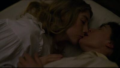 Ammonite.2020.lesbian голая Кейт Уинслет и Сирша Ронан naked kate winslet and Saoirse Ronan