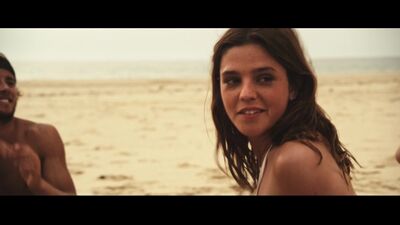 Coline Beal, Juliette Lamet, Sarah Jomain Sexy - Not K.O. (2016) HD 1080p