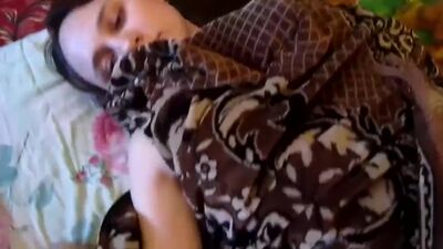 Зацените стесняется капец как на камеру