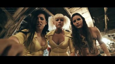 Allison Maier, Ellie Church, Alyss Winkler, Lucretia Lynn - Space Babes from Outer Space Космические Крошки из открытого космоса