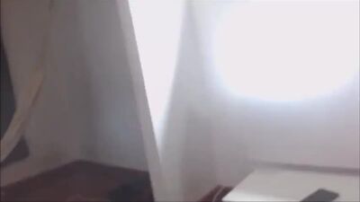 MUZhIK_TRAHAET_SVOJu_SISJASTUJu_ZhENU_I_KONChAET_EJ_V_PIZDU-spcs.me.mp4