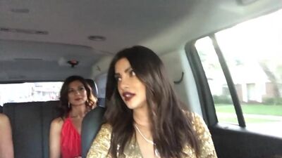 Emily Ratajkowski and Priyanka Chopra Go Inside the Golden Globes for the First Time Ever - Vogue
