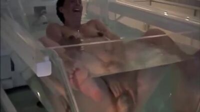 Роды в воде +18