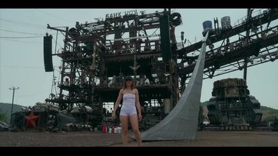 Great camel toe in white tight suit by Jeny Smith // Сексуальная русская эксбеционистка показала российское БАЙК ШОУ в Крыму.