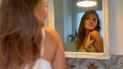 JacquieEtMichelTV - Penelope Chic