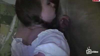 Очень сексуальная пухлая красная шапочка...