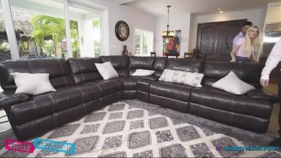 Каждый из Папаш трахает Дочь друга - (Русская озвучка)