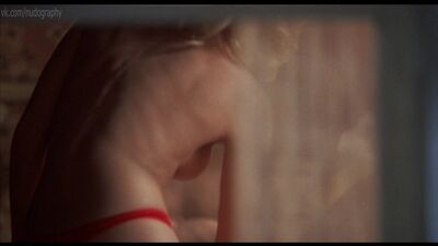 Голая Элиша Катберт (Elisha Cuthbert) в фильме "Соседка" (The Girl Next Door, 2004, Люк Гринфилд) 1080p