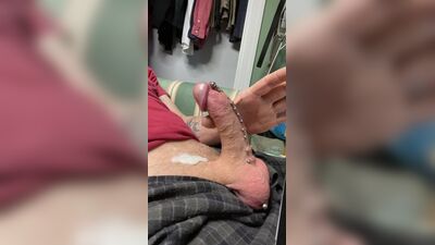 Jacobs трах пирсинга члена и спермы члена