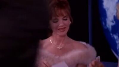 Сабрина - маленькая ведьма, 1 сезон 5 серия.