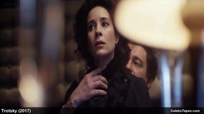 Анастасия Мескова и Ольга Сутулова, голое и грубое секс-видео