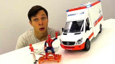 Видео #машинки АВАРИЯ в Мастерской! Скорая Помощь и #ЧеловекПаук спешат на помощь! Игры для детей