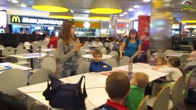 В парке аттракционов Happylon. Ч. 2. Москва. Это круто! (02.20г.) Семья Бровченко.