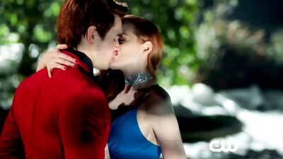 Ривердейл 1 сезон 9 серия (промо) [rus sub] русские субтитры