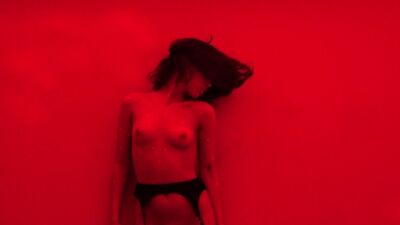 Голая модель Алия Амирова Aliya Lando 18+ Эротика Фетиш Порно обнаженная грудь девочки "Мальбэк - Все, что мне нужно"