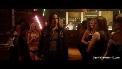 Aria London обнаженная - порок