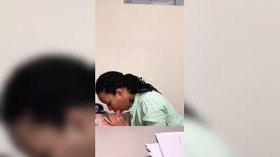 Минет, сперма во рту и глотание на работе (ca)