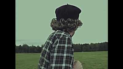 Инженер | Антон Лапенко | Всё, заплутало, окончательно. Я по кругу хожу, а всё одно и тоже, все леса, поля.