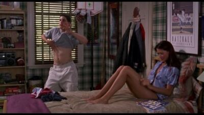 Шеннон Элизабет (Shannon Elizabeth nude scenes in "American Pie" 1999)