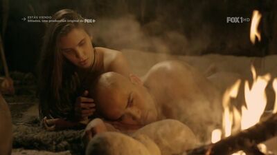 Macarena Achaga Nude - Sitiados (2015) S01E03 HD 1080p Watch Online