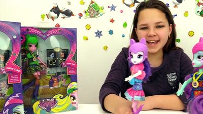 Девочки Эквестрии: Игры дружбы с куклами Эквестрия герлз. Лучшая подружка Настя и девушки пони.