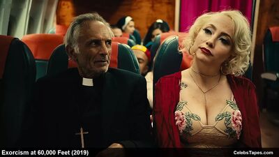 Bai Ling, Corrin Evans, Maddie Mcguire и Stefanie Peti обнажены