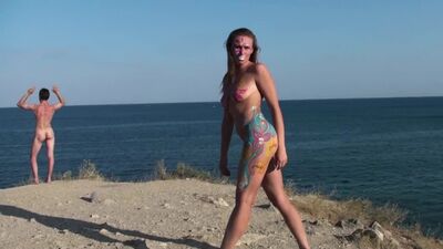 Фотосессия голой нудистки