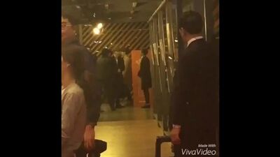 Однажды джин встретился с сюмином из ехо на премьере фильма, и они просто продолжали кланяться друг другу