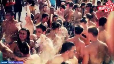 Ibiza vs Vdj Rossonero - Happy New Year 2013 HD