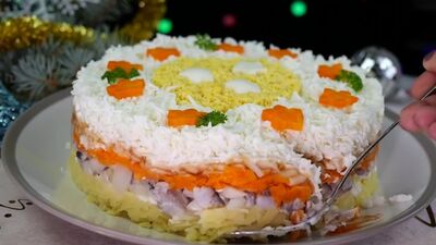 НОВОГОДНИЙ СТОЛ 2019. Салат «БАРОНЕССА», и к селедке под ШУБОЙ никто не притронулся...