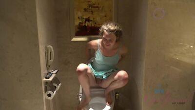 Elena Koshka pee pissing