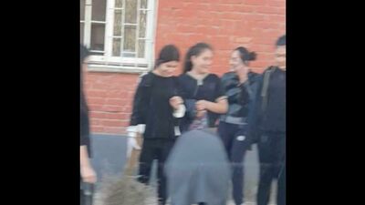 В Хасавюрте мэр привлёк студентов к уборке города