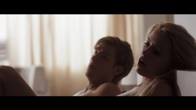 Эмбер Хёрд (Amber Heard sex scenes in "The Informers" 2009)