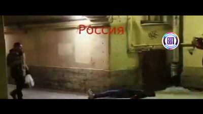 Реакция американцев и россиян на клоуна с кувалдой