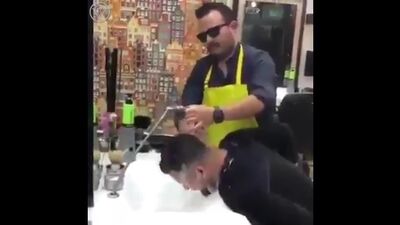 Когда парикмахер, отец твоей подруги