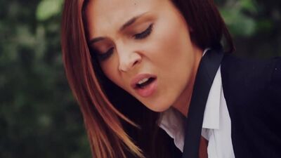 Alexis Brill Секс с рыжей девушкой _ Skepta - All Over The House